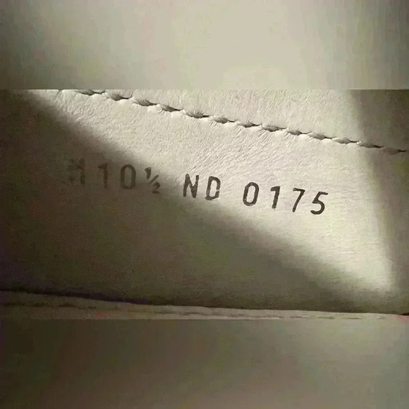 Louis Vuitton Men’s check pattern White Loafer Size 11 FREE SHIPPING!!!!!!!!!!!! - Picture 6 of 7